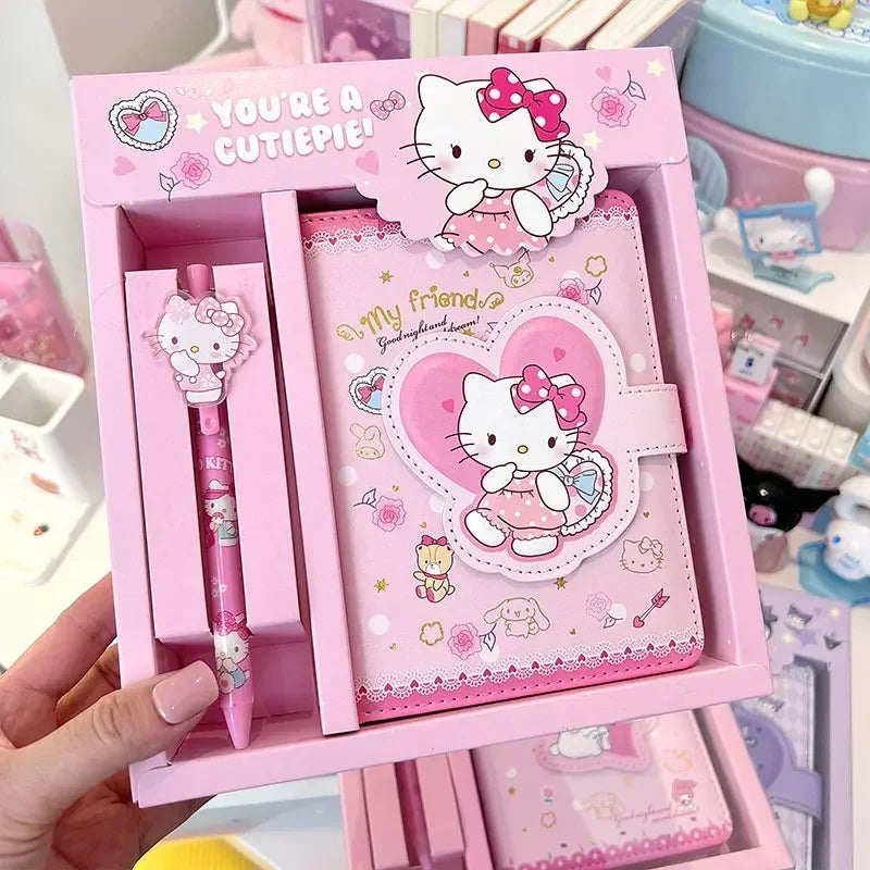 Agenda Infantil Super Graciosa com os personagens: Hello Kitty Kuromi Melody Cinnamoroll